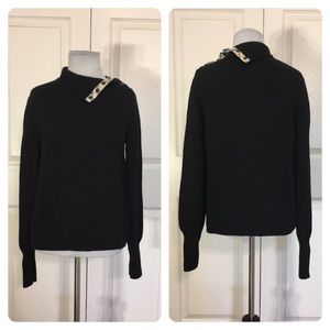 Burberry Black medium sweater.